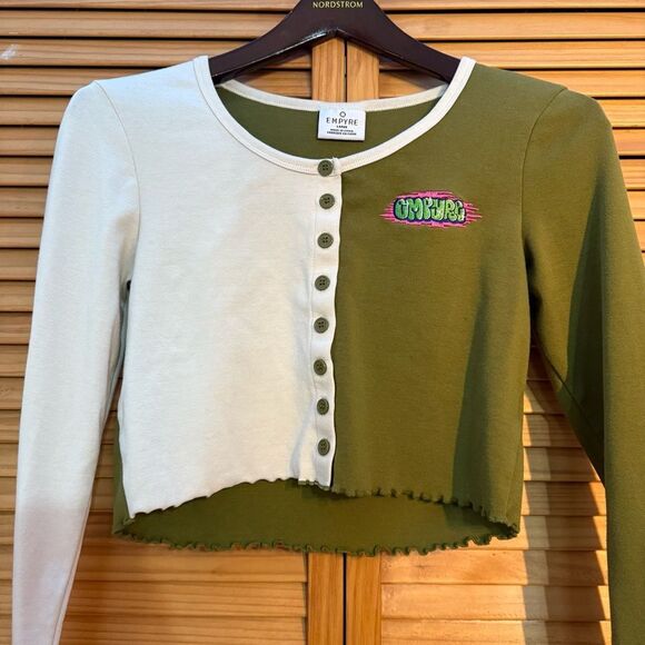 Empyre Green and White Cropped Cardigan size large - Picture 2 of 5